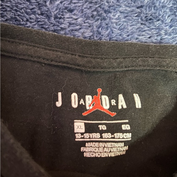 Boys shirt - Picture 2 of 2